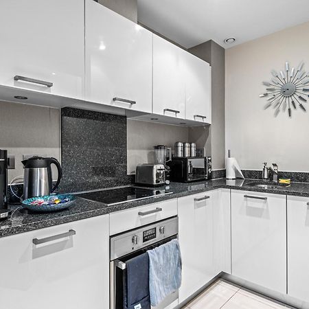 Londwell, Chelsea Living, Central Flat With Balcony Λονδίνο Εξωτερικό φωτογραφία