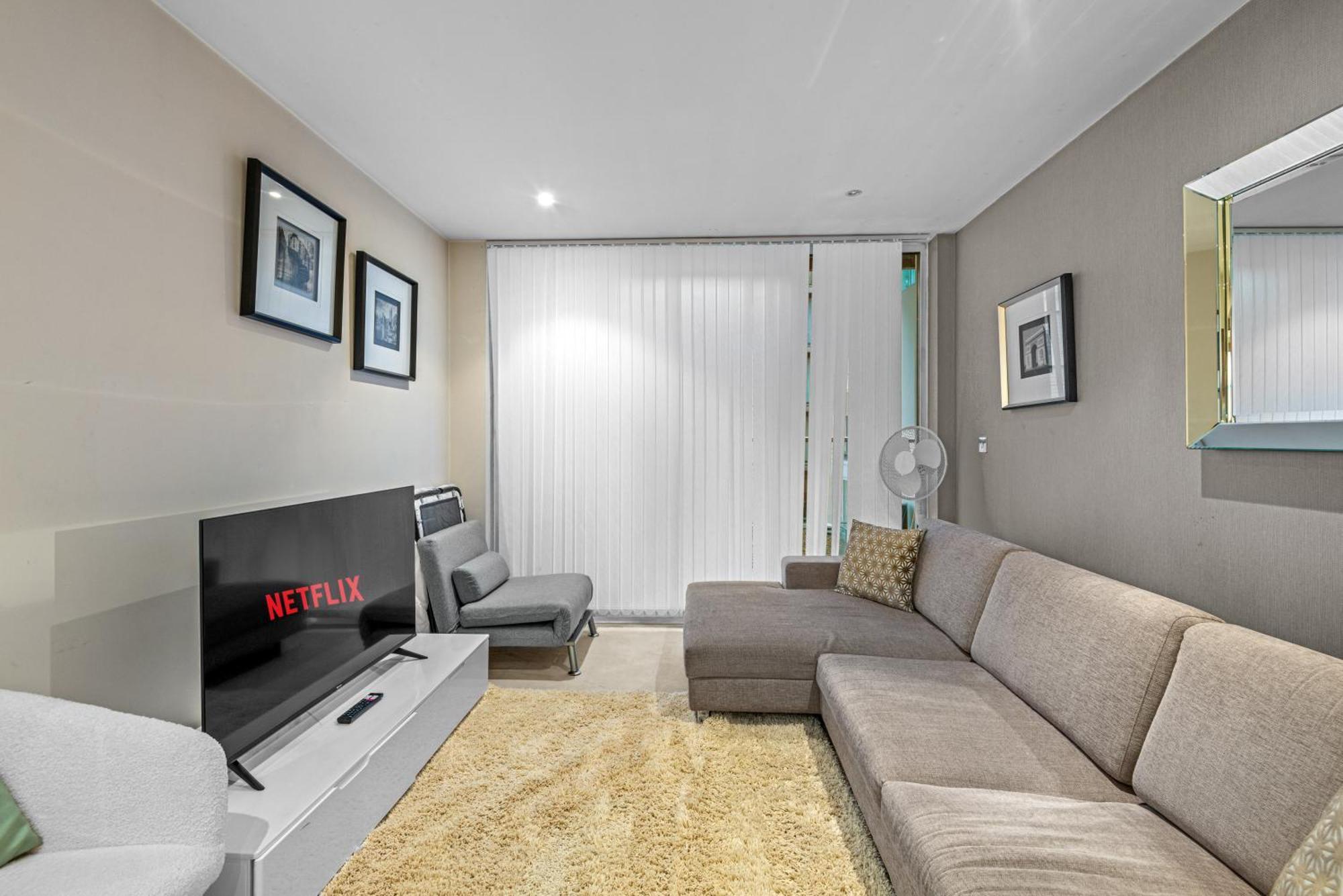 Londwell, Chelsea Living, Central Flat With Balcony Λονδίνο Εξωτερικό φωτογραφία